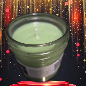 A rainforest scent is typically characterized as a lush, green, and humid aroma that blends earthy, wet soil (petrichor) with fresh woody notes, damp foliage, and subtle florals. Evokes a vibrant, refreshing, and invigorating atmosphere-like a sun-drenched or misty jungle-using notes of green bamboo, oakmoss, ferns, cedar, and citrus.
