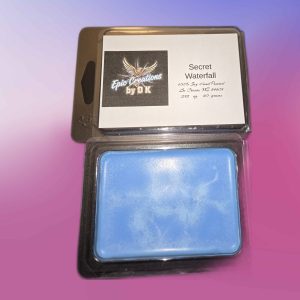 Secret Waterfall Clam Shell